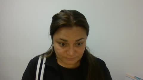 Snapshot of dapnne24 chatting on 11.14.25 dapnne online show from 11.14.25