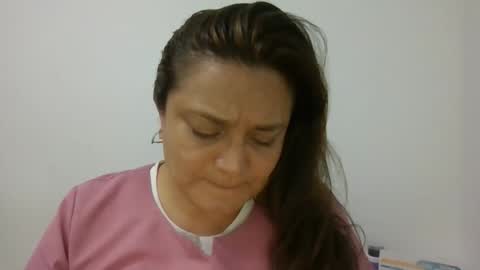 Snapshot of dapnne24 chatting on 12.04.25 dapnne online show from 12.04.25