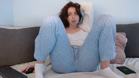 Snapshot of dara6761 chatting on 01.25.25 Dasha online show from 01.25.25