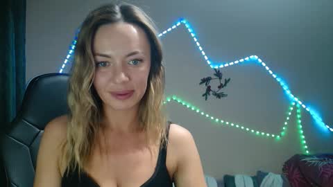 Snapshot of daria_spring chatting on 12.25.24 Daria online show from 12.25.24