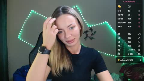 Snapshot of daria_spring chatting on 01.15.25 Daria online show from 01.15.25