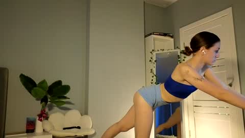 Snapshot of darilboom chatting on 12.03.24 darilboom online show from 12.03.24