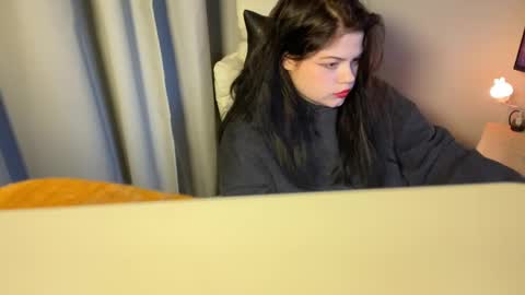 darina_wilsons online show from 10.26.25
