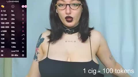 Snapshot of dario_doll_ chatting on 09.16.25 Daria online show from 09.16.25