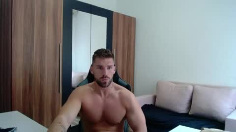 darius_94 online show from 05.16.26