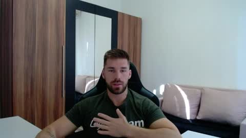 darius_94 online show from 05.20.26