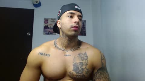 Snapshot of darius_phoenix chatting on 10.24.25 Darius Phoenix online show from 10.24.25