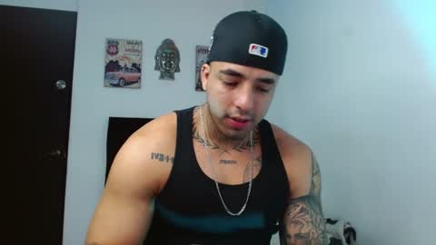 Snapshot of darius_phoenix chatting on 10.29.25 Darius Phoenix online show from 10.29.25