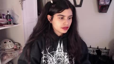 Moony online show from 12.10.24