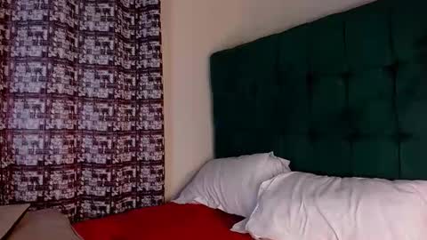 Snapshot of dark_chocolate0 chatting on 02.15.26 becky online show from 02.15.26