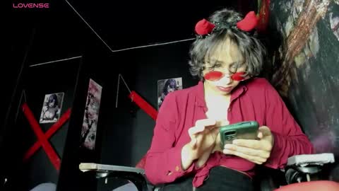 dark_doll5 online show from 11.02.25