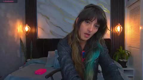 dark_dominika online show from 03.19.26