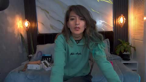 dark_dominika online show from 05.15.26