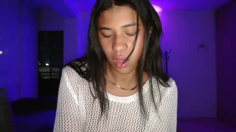 Sofia online show from 10.21.25