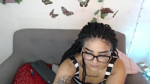 Snapshot of dark_flama chatting on 04.23.26 dark_flama online show from 04.23.26