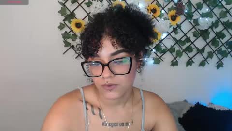Snapshot of dark_flama chatting on 05.17.26 dark_flama online show from 05.17.26