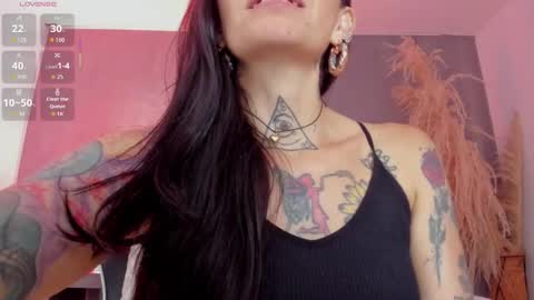 M I K A E L A online show from 11.29.25