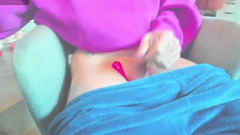 dark greens online show from 02.07.25