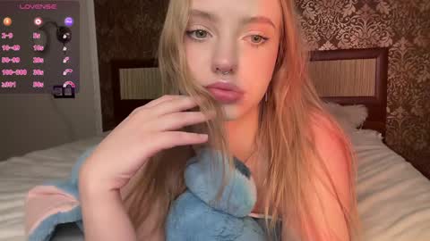 Darkside online show from 01.14.25