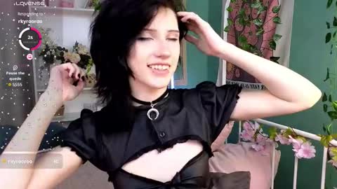 Vamp  online show from 10.16.25