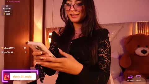 Angel Darcy  online show from 02.19.26