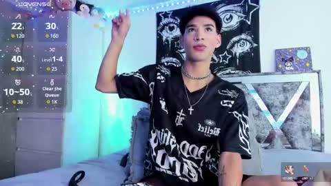 Snapshot of darkboy26_ chatting on 10.09.25 Blake online show from 10.09.25