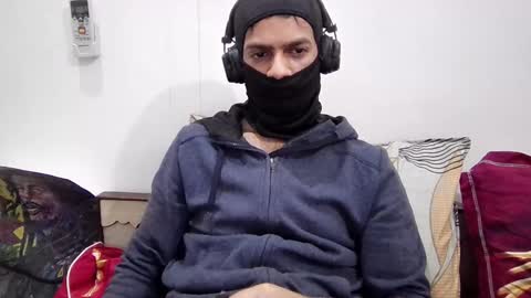 Snapshot of darkbud03 chatting on 11.06.25 just a guy online show from 11.06.25