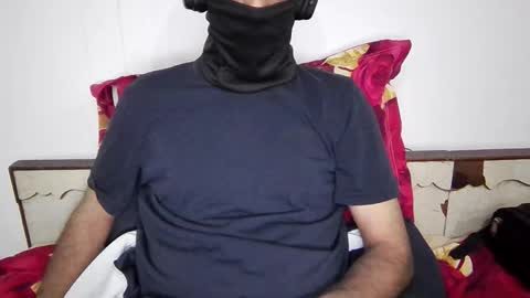 Snapshot of darkbud03 chatting on 11.26.25 just a guy online show from 11.26.25