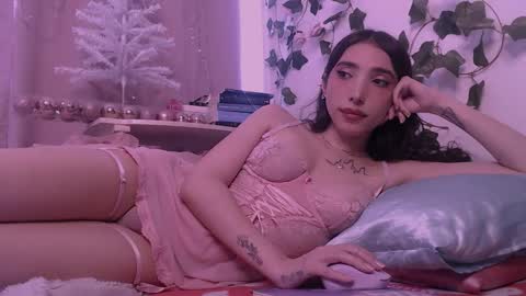 Snapshot of darkcandy666 chatting on 11.12.25 Candy online show from 11.12.25