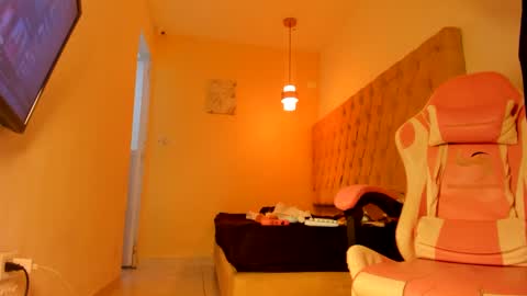 Snapshot of darkknightx01 chatting on 10.02.25 darkknightx01 online show from 10.02.25