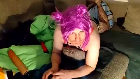 Snapshot of darkma191 chatting on 02.16.25 Vicky Pink 3 Slave and kink online show from 02.16.25