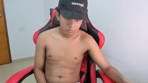 darknigthx online show from 04.15.26