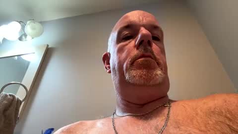 darknite083072 online show from 09.25.25