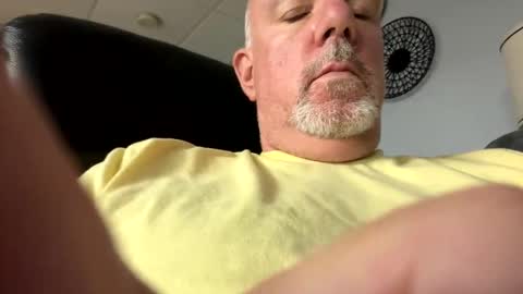 darknite083072 online show from 09.27.25