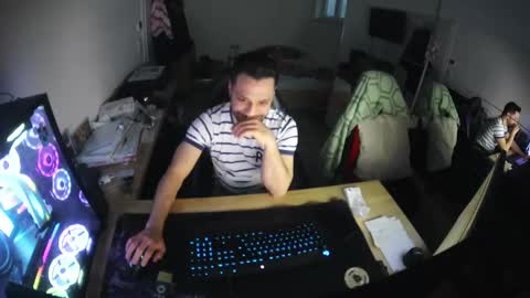 darkschneider_ online show from 02.23.25