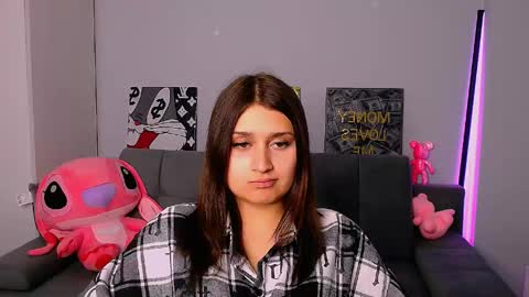 Amelie online show from 04.18.26
