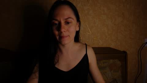 Snapshot of darkspark_ chatting on 10.28.25 darkspark_ online show from 10.28.25