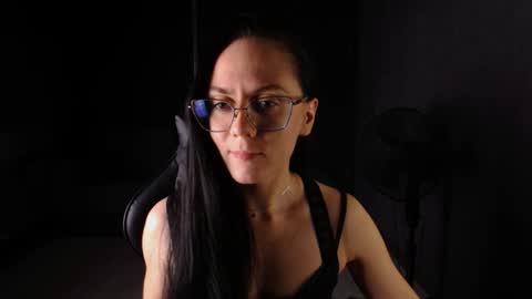 Snapshot of darkspark_ chatting on 11.21.25 darkspark_ online show from 11.21.25