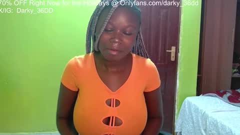 Snapshot of darky_36dd chatting on 02.19.26 exclusive sexual content -- IGTwitterX darky 32dd online show from 02.19.26