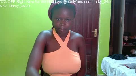 Snapshot of darky_36dd chatting on 04.05.26 exclusive sexual content -- IGTwitterX darky 32dd online show from 04.05.26