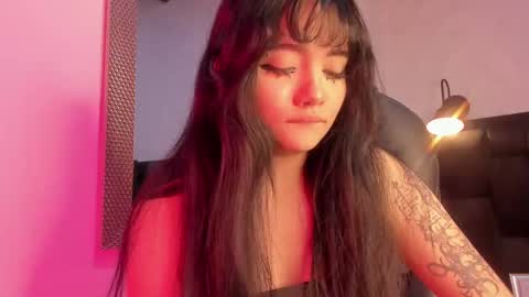Snapshot of darky_doll chatting on 09.27.25 Darky Doll online show from 09.27.25