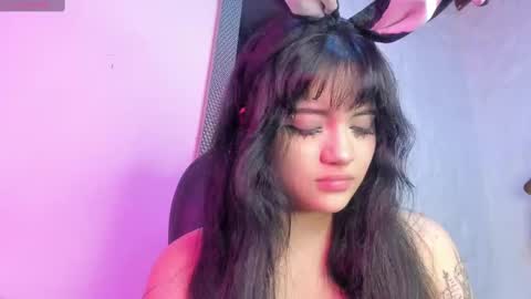 Snapshot of darky_doll chatting on 10.06.25 Darky Doll online show from 10.06.25