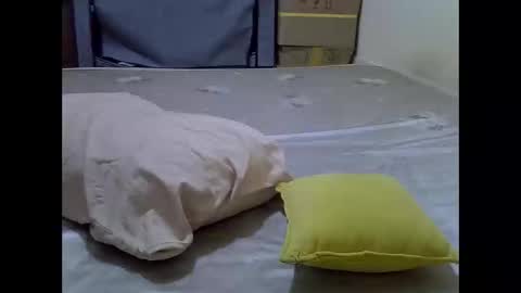 darling_ella online show from 11.04.25