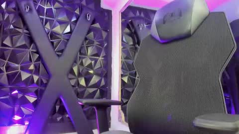 Darling online show from 03.24.26