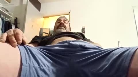 Snapshot of darmic chatting on 04.16.26 darmic online show from 04.16.26