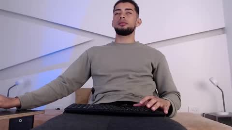 Kael online show from 10.22.25