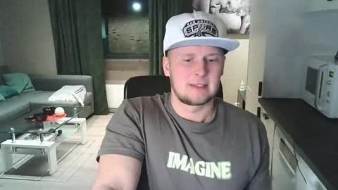 Snapshot of dartanjanas chatting on 02.12.26 Dario online show from 02.12.26