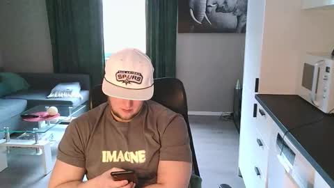 Snapshot of dartanjanas chatting on 02.21.26 Dario online show from 02.21.26