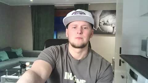 Snapshot of dartanjanas chatting on 03.01.26 Dario online show from 03.01.26