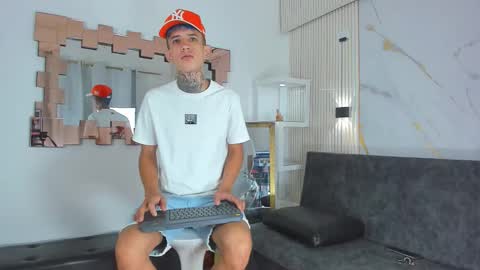 darwin_ggh online show from 11.19.25